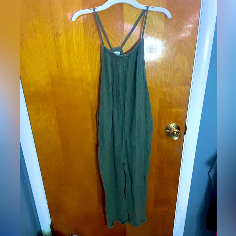 green tank top long pants romper.
